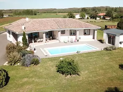 Maison, 163 m²