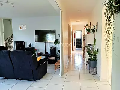 Maison, 242 m²