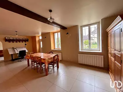 Maison, 166 m²