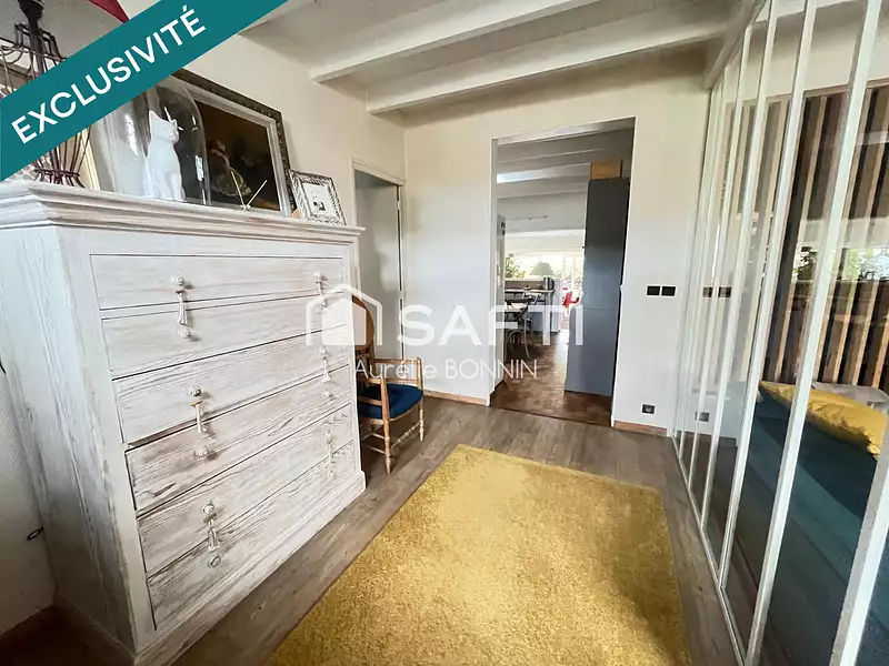 Maison, 157 m²