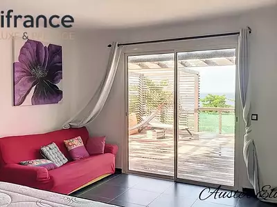 Maison, 250 m²