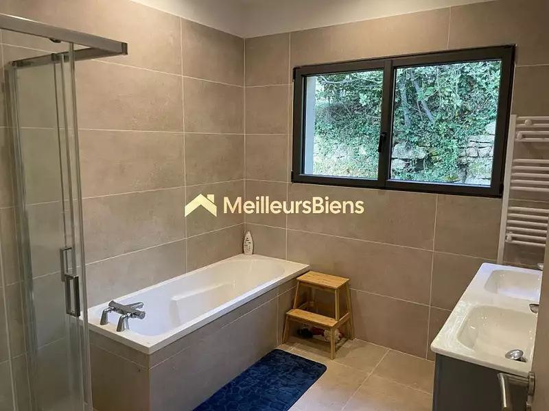 Maison, 127 m²