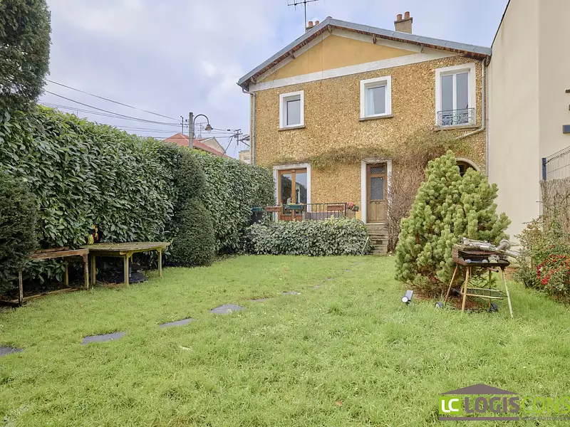 Maison, 125,93 m²