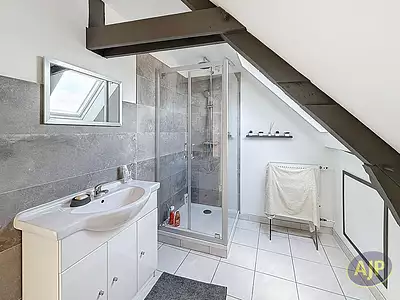 Maison, 320 m²