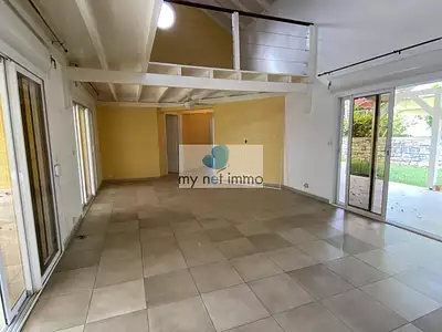 Maison, 168 m²