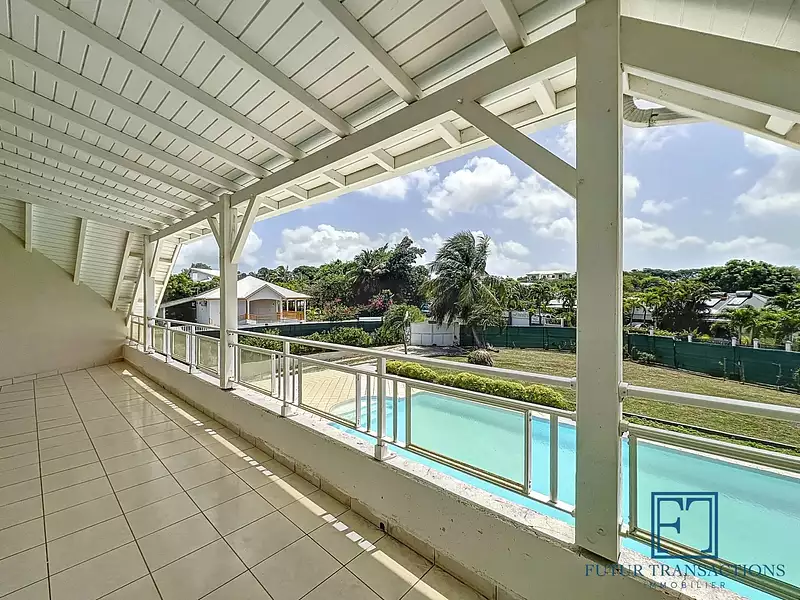 Maison, 322 m²