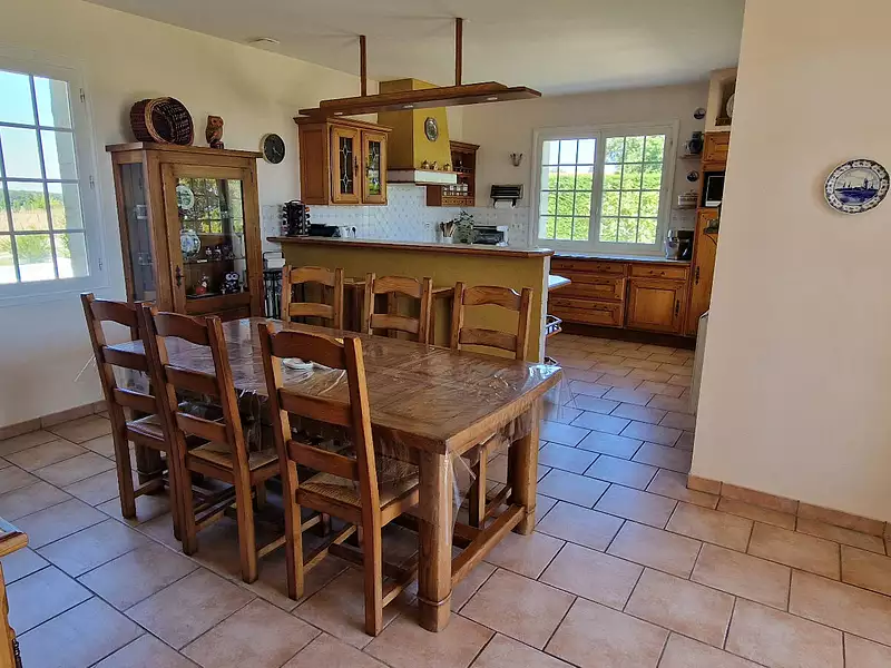 Maison, 165 m²
