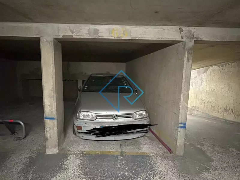 Parking, 12 m²