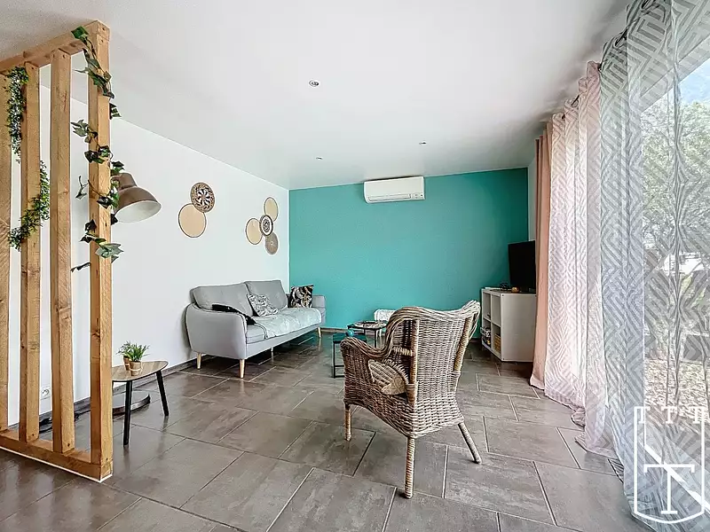Maison, 240 m²