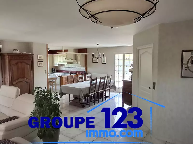 Maison, 172 m²