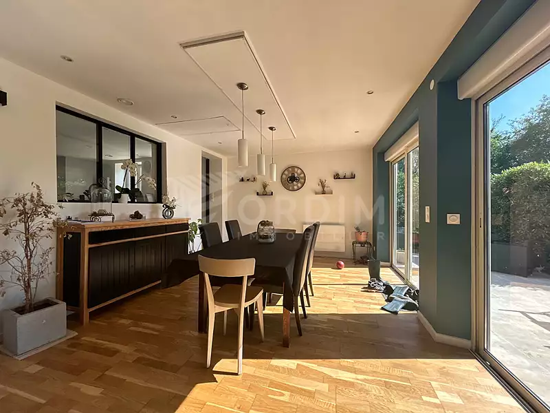 Maison, 212,7 m²