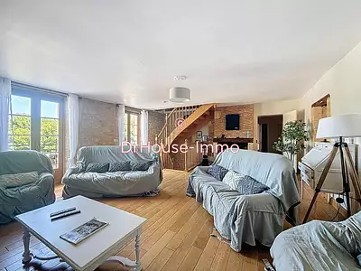Maison, 240 m²