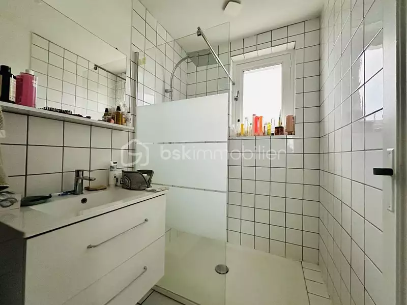 Immeuble, 153 m²