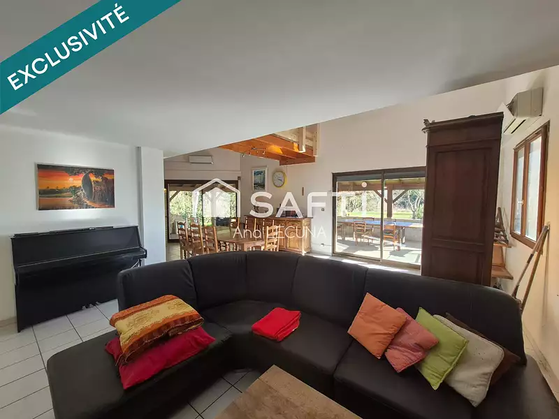 Maison, 200 m²