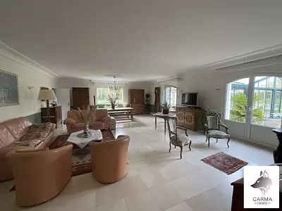 Maison, 385 m²