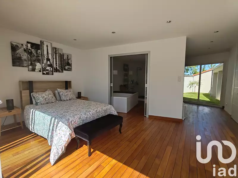 Maison, 216 m²