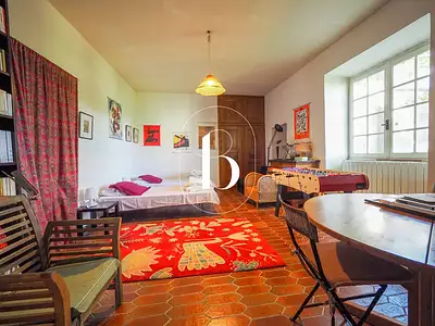 Maison, 260 m²