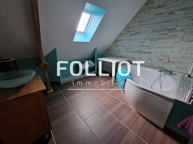 Maison, 148 m²