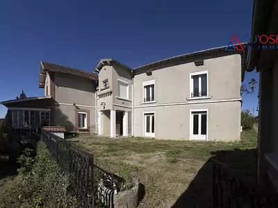 Maison, 195 m²