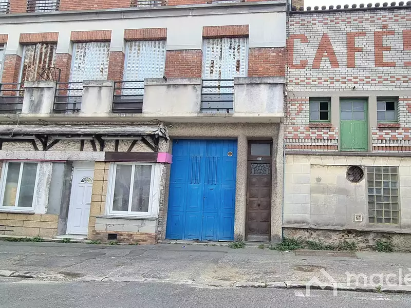 Immeuble, 215,64 m²