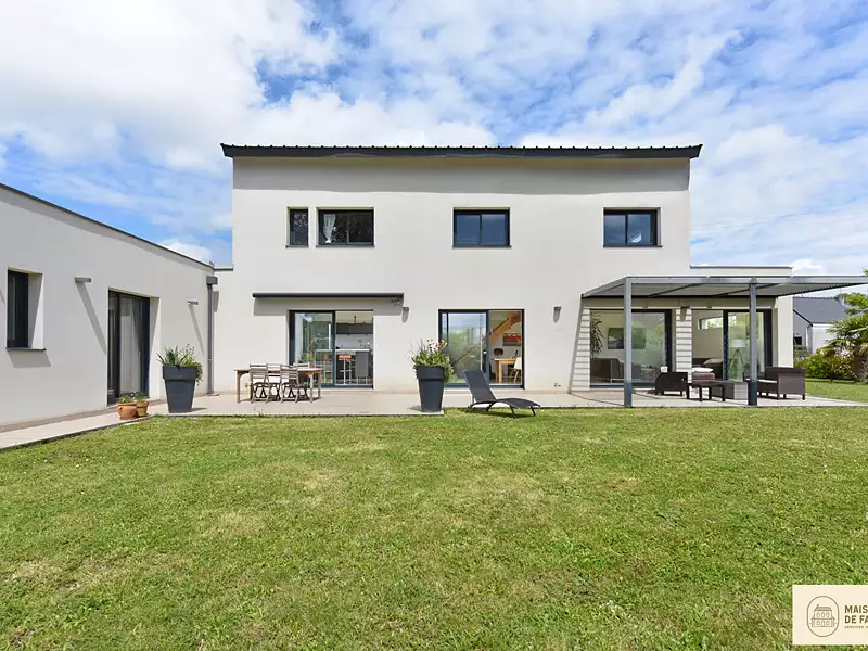 Maison, 156 m²