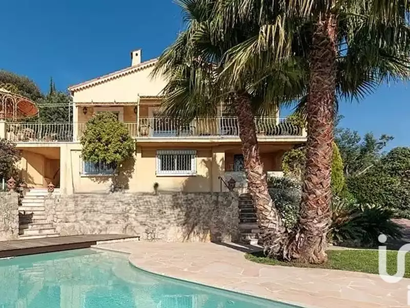 Maison, 142 m²