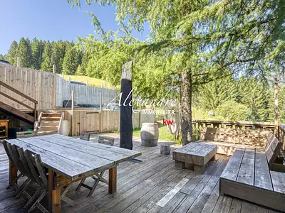 Maison, 166 m²