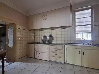 Maison, 340 m²