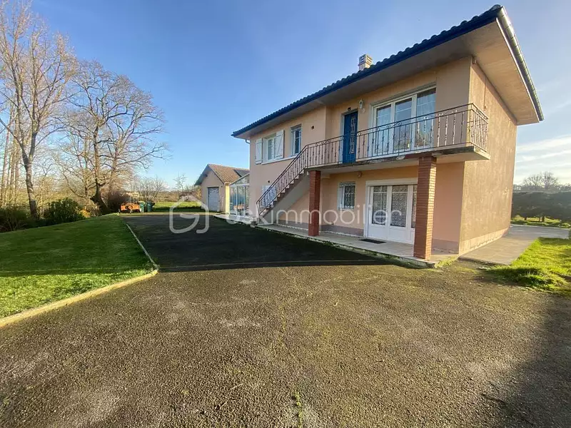 Maison, 143 m²