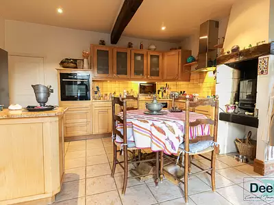 Maison, 198 m²