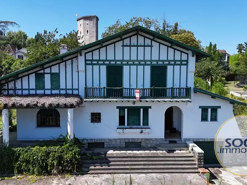 Maison, 300 m²