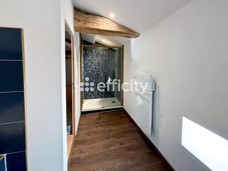 Maison, 180 m²