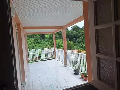 Maison, 216 m²