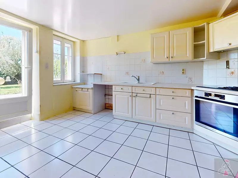 Maison, 220 m²