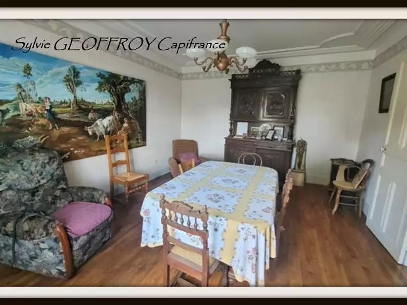 Maison, 191 m²