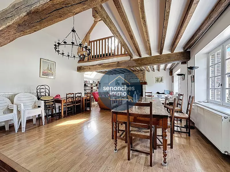 Maison, 330 m²