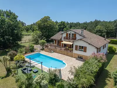 Maison, 280 m²