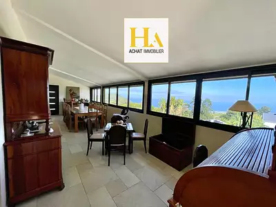Maison, 297 m²