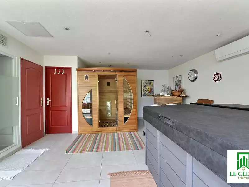 Maison, 465 m²