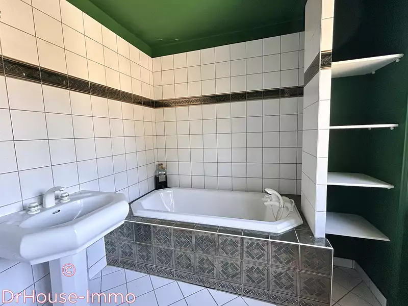 Maison, 205 m²