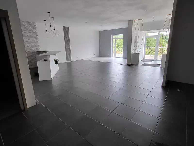 Maison, 590 m²