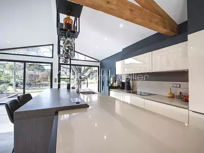 Maison, 237 m²