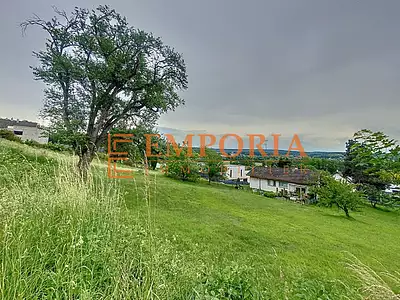 Terrain, 818 m²