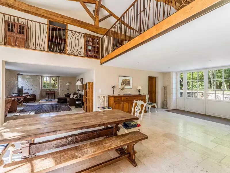 Maison, 509 m²