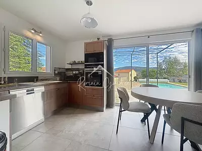 Maison, 136 m²