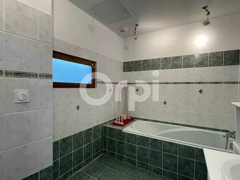 Maison, 84 m²