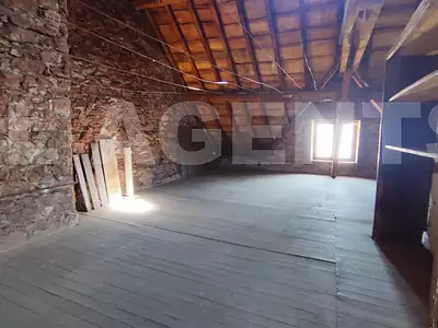 Maison, 210 m²