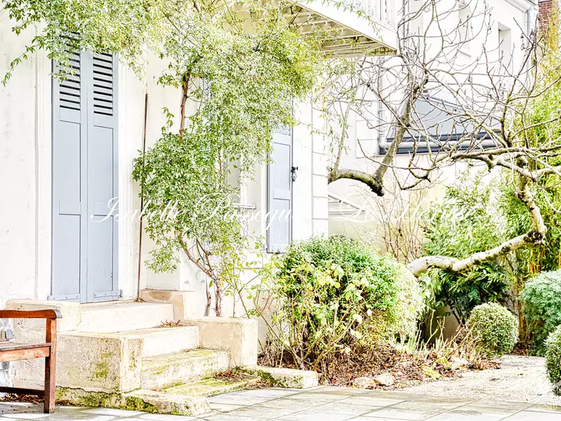 Maison, 180 m²