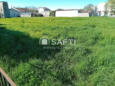 Terrain, 563 m²
