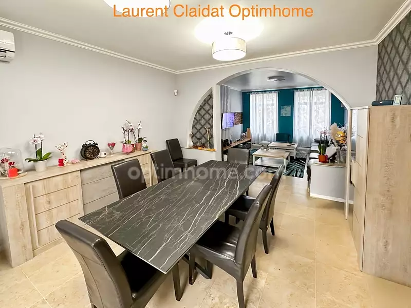 Maison, 244 m²